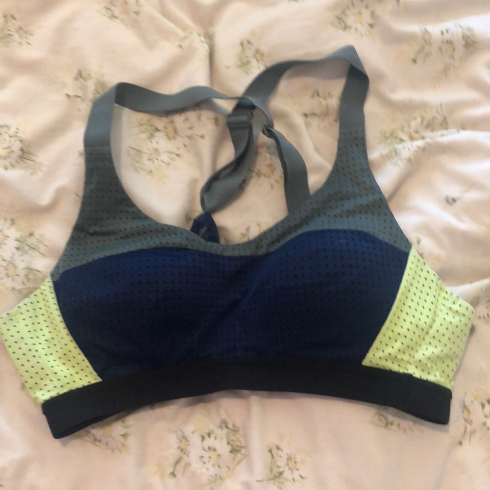 victoria’s secret sports bra